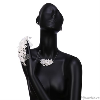 Свадебный аксессуар для прически с кристаллами Сваровски "Белые цветы" - фото 5026