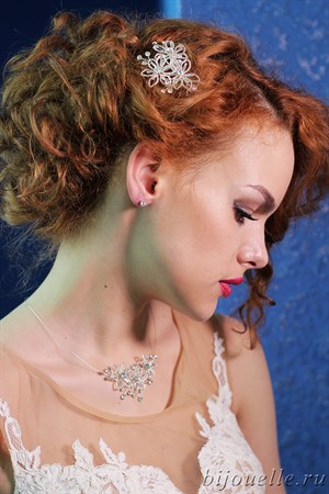 Гребень для волос свадебный из бисера с кристаллами Сваровски - фото 5051